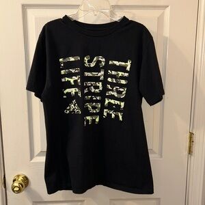 Adidas Short Sleeve T-shirt. Adidas Three Stripe Life